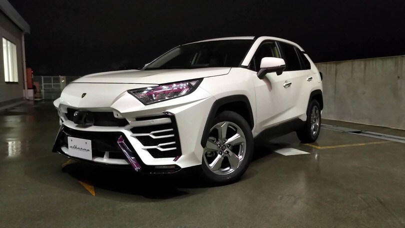 Toyota Rav4, il kit per diventare una Urus
