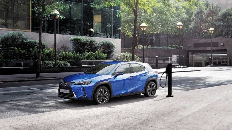 Lexus UX 300e FOTO