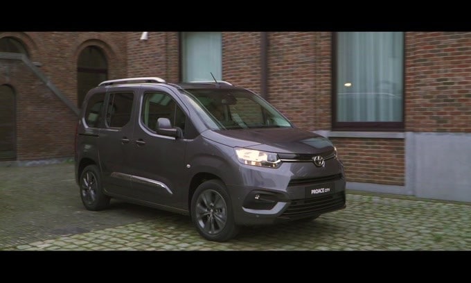 Nuovo Toyota Proace City e Proace City Verso: