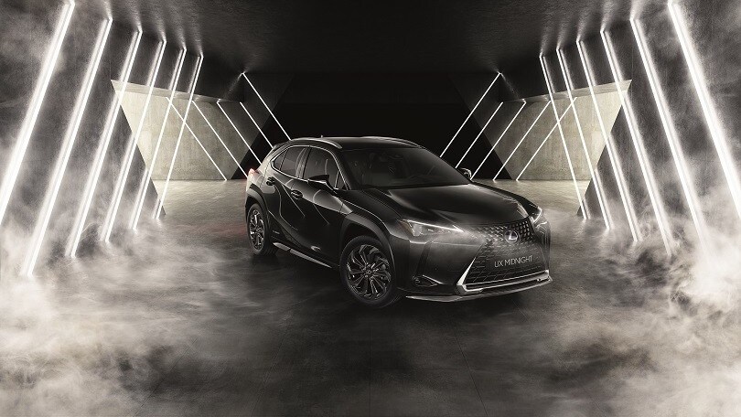 Lexus UX Hybrid, più sportività con Midnight Edition
