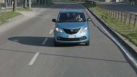 Nuova Lancia Ypsilon EcoChic Maryne a Milano: il video