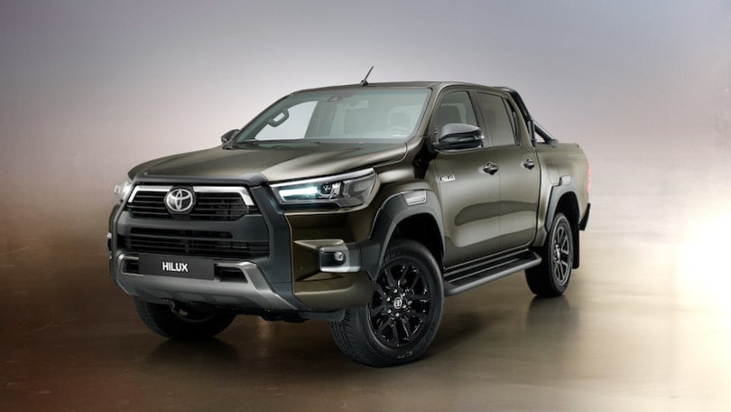 Nuovo Toyota Hilux, il diesel 2.8 rilancia il pick-up