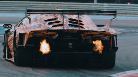 Lamborghini SCV12, hypercar da pista VIDEO