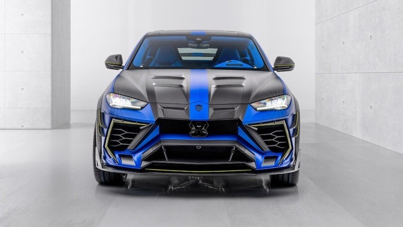 Lamborghini Urus diventa Mansory Venatus FOTO