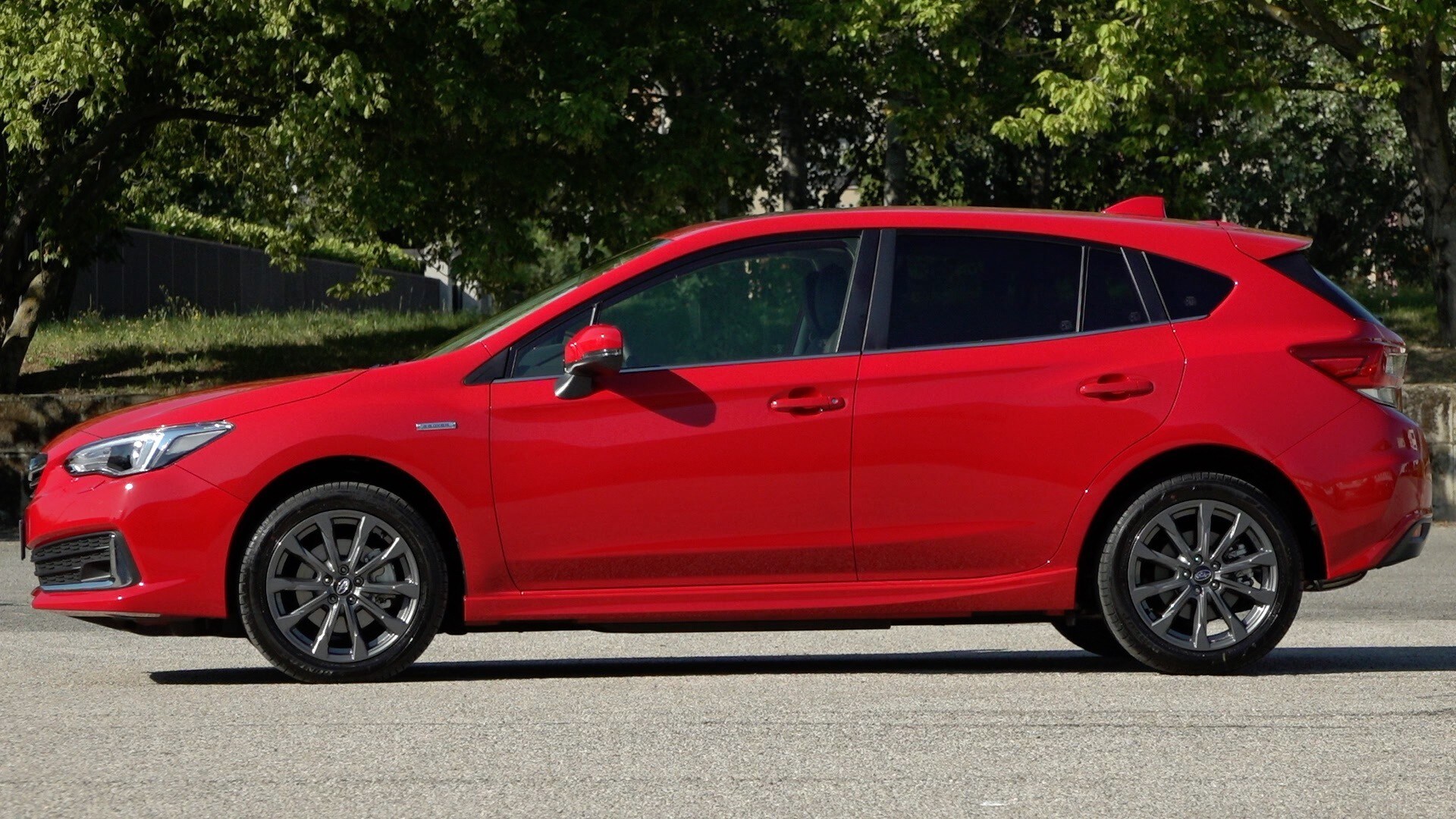 Subaru Impreza 2.0 e-Boxer, il test VIDEO