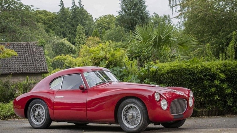 Fiat 8V Coupé, all'asta un fiammante modello del 1954