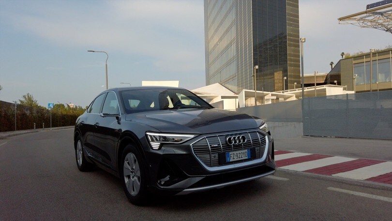 VIDEO Audi e-tron Sportback 55 quattro alla prova