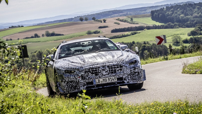 Nuova Mercedes SL Roadster: foto