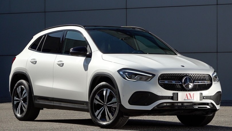 Mercedes GLA 200 D, prova VIDEO