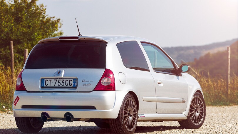 Renault Clio RS182 FOTO