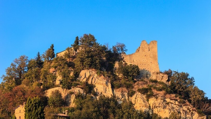 Il Castello di Canossa: a casa di Matilde