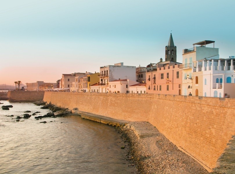Alghero, capitale dell'oro rosso