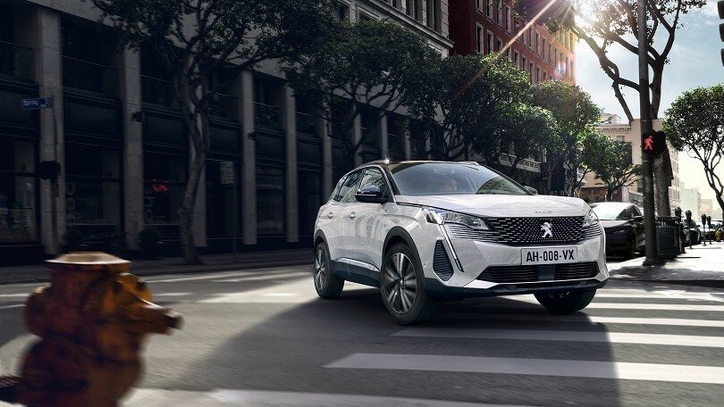 Peugeot 3008, sfilata d'anteprima al Milano Monza Motorshow