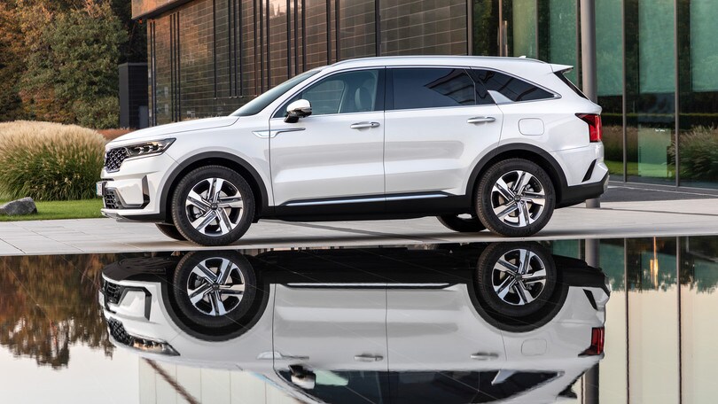 Nuova Kia Sorento FOTO