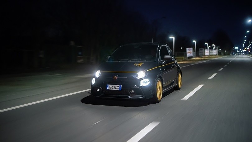 Abarth, con 595 Monster Energy Yamaha e Scorpioneoro ad Halloween...niente paura! VIDEO