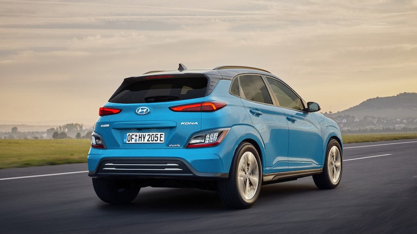 Hyundai Kona Elettrica 2021: foto