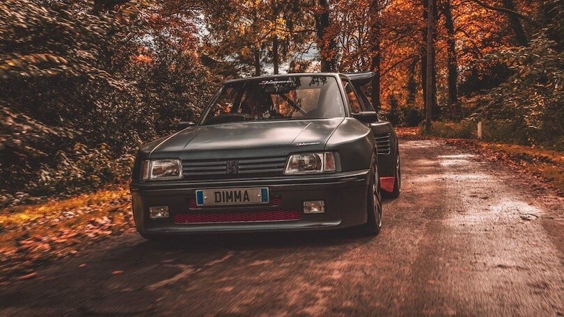 Peugeot 205 T16 operazione nostalgia: il kit Dimma trasforma la 308 GTi
