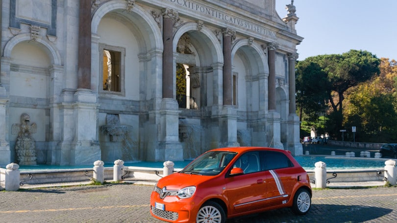 Nuova Renault Twingo Electric: la Regina di Roma