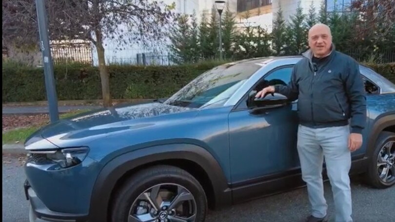 Guidare elettrificato: Tutorial Mazda MX-30