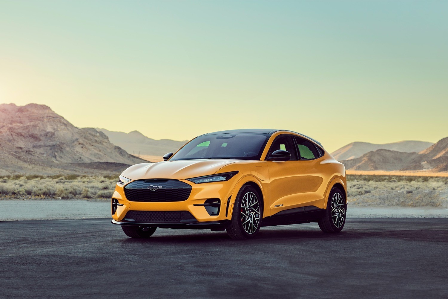Ford Mustang Mach-E GT Performance Edition, più cavalli e scatto