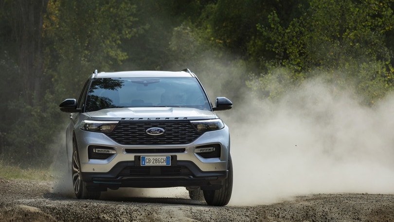 Guidare elettrificato: Ford Explorer 3.0 PHEV, test su strada