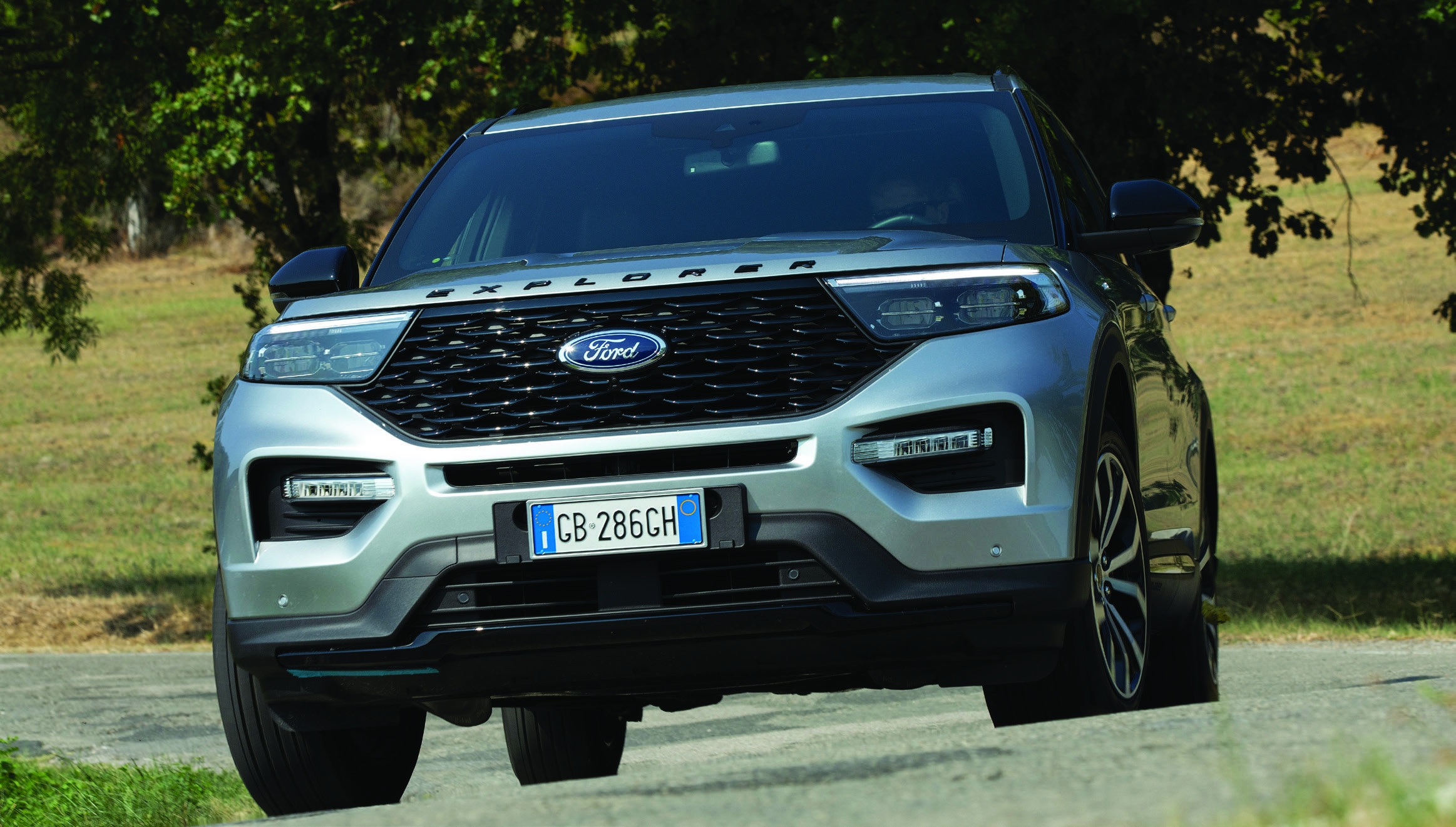 Guidare elettrificato: Ford Explorer 3.0 PHEV, gigante gentile
