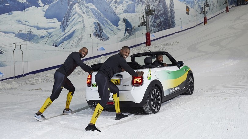 Lockdown non ti temo: la nazionale giamaicana di bob si allena con una MINI Cabrio!