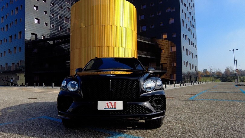 Bentley Bentayga V8, la prova su strada