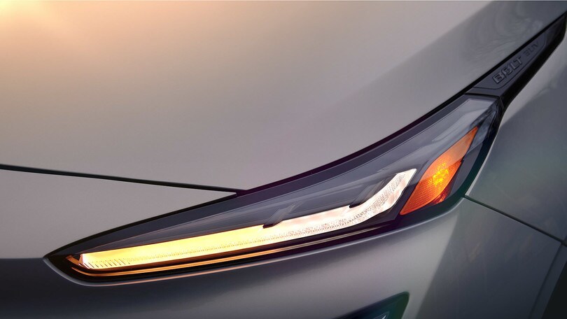 Chevrolet Bolt Euv, nuovo teaser delle piccola elettrica