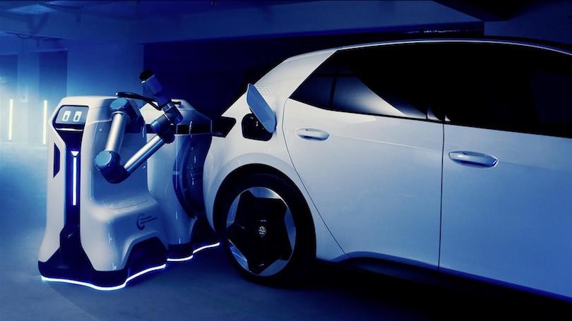 Volkswagen Group e il robot mobile per la ricarica: ecco il prototipo