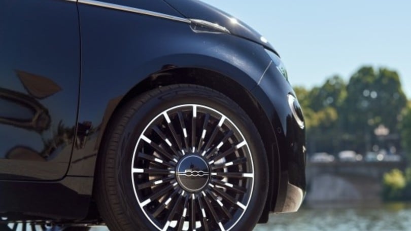 Tutorial: come funziona il kit di riparazione di una gomma