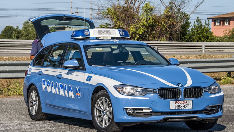 Contromano e senza patente, la multa è da capogiro: oltre 5.000 euro