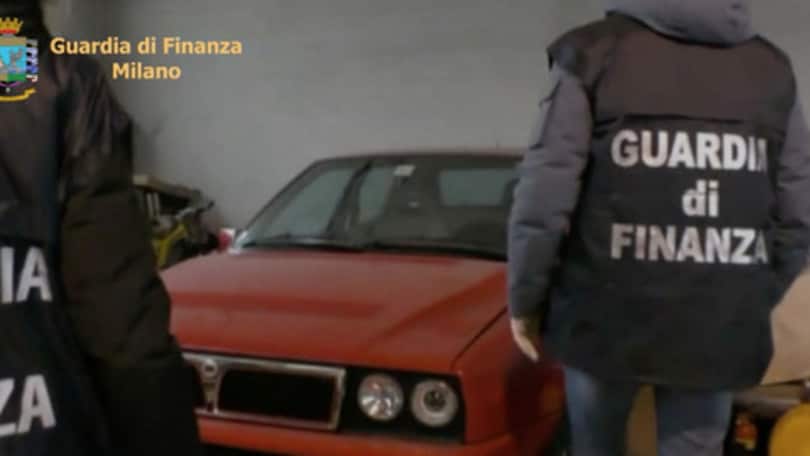 Narcotrafficante col garage di lusso, la GdF sequestra cinque supercar
