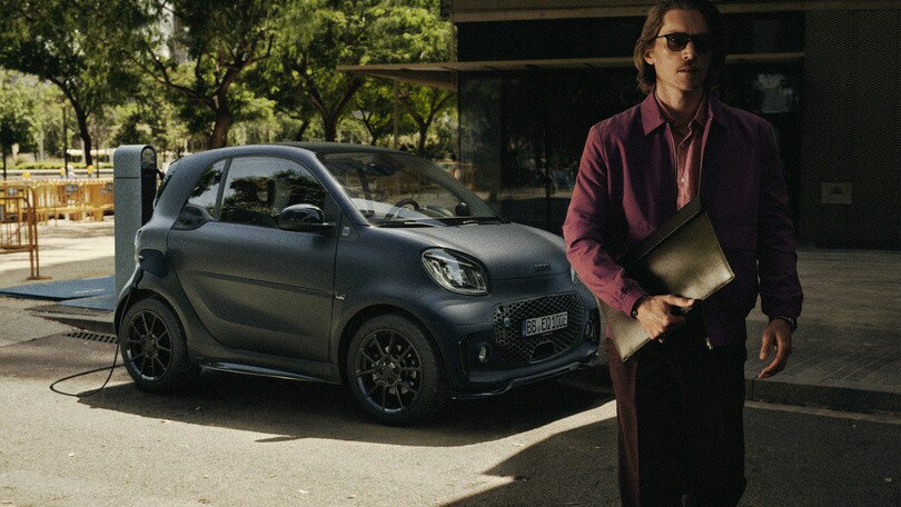 smart EQ fortwo edition bluedawn, che eleganza