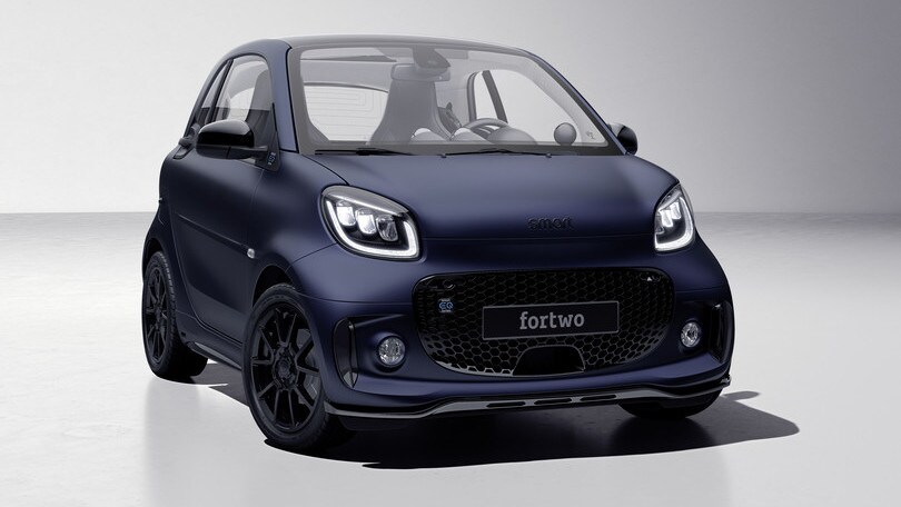 smart EQ fortwo edition bluedawn, eleganza in tessuto blu