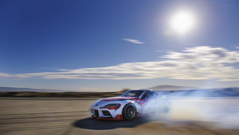 Toyota studia il drifting per aumentare la sicurezza in auto