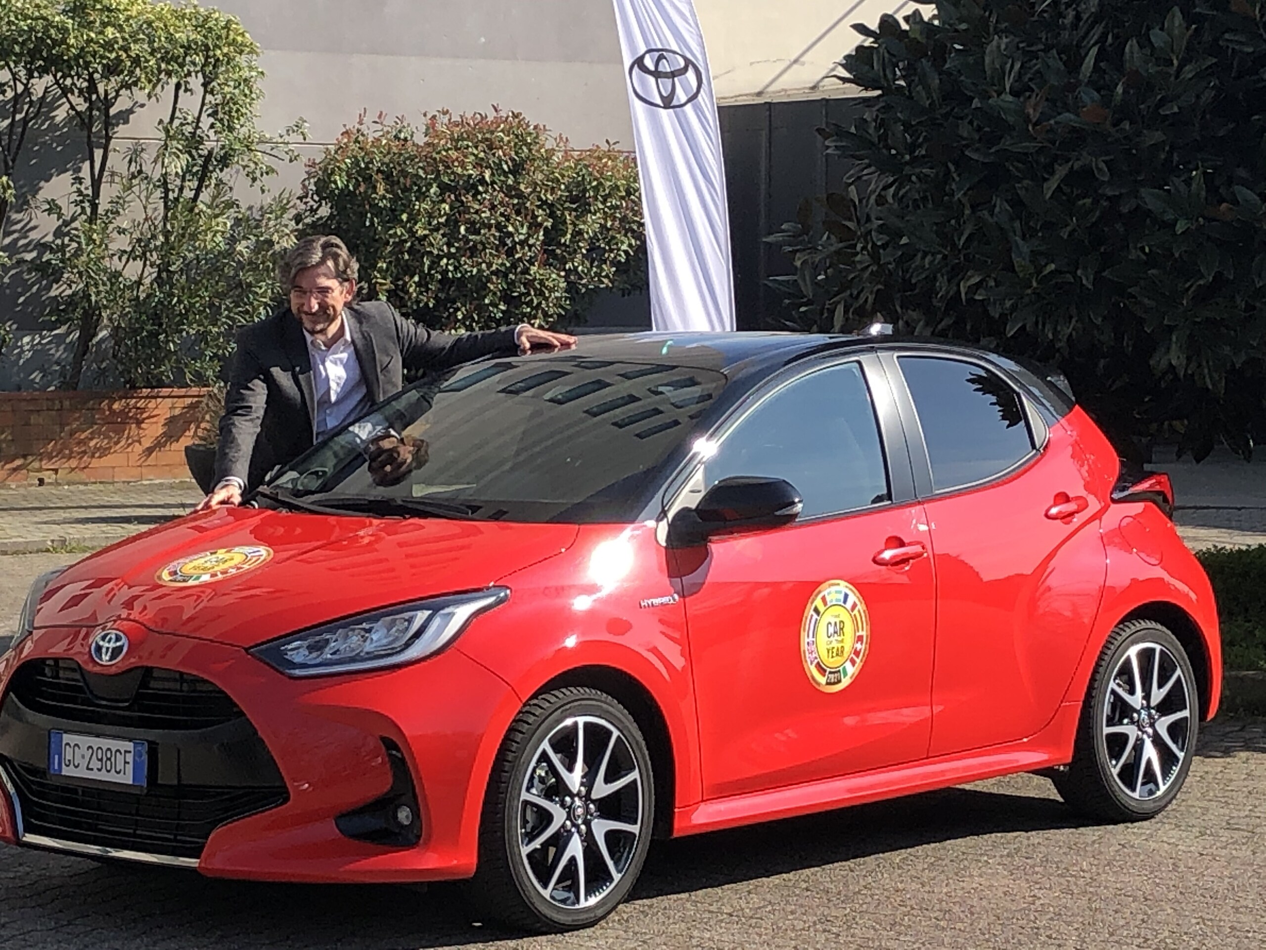 Toyota, che festa per la Yaris Car of the Year 2021