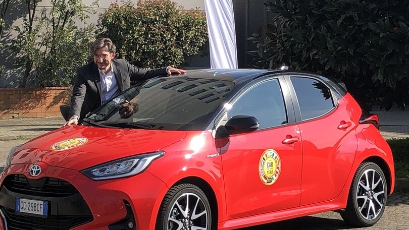 Toyota, che festa per la Yaris Car of the Year 2021