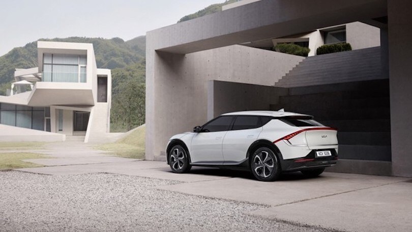 Kia EV6, le foto del crossover elettrico