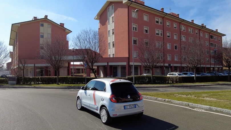 Renault Twingo Elettrica, prova su strada