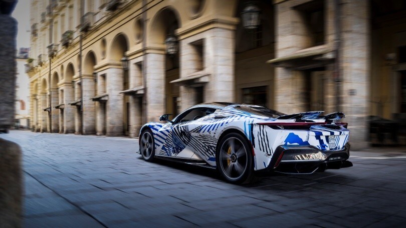 Pininfarina Battista, eccola tra le vie di Torino