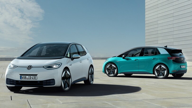 Volkswagen, la ricarica per le elettriche è a impatto 0