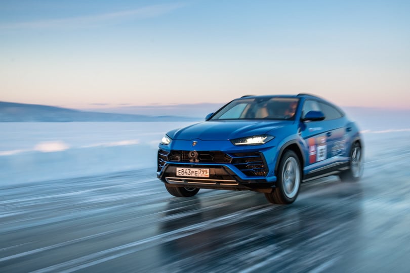 Lamborghini Urus, nuovo record mondiale di velocità sul ghiaccio