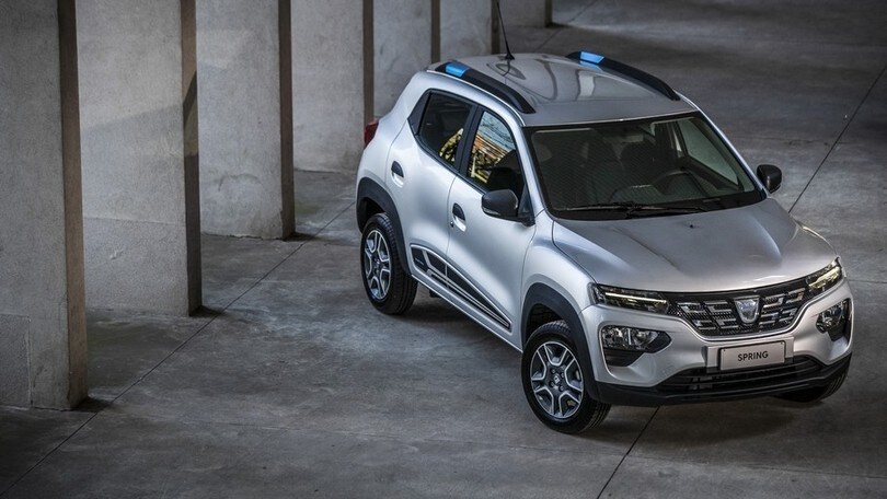 Nuova Dacia Spring: la Gallery