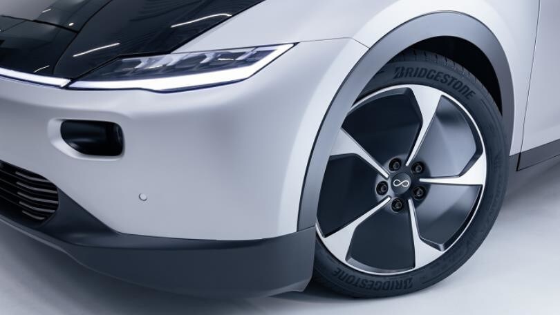 Bridgestone, prosegue l'accordo con Lightyear per l'auto solare