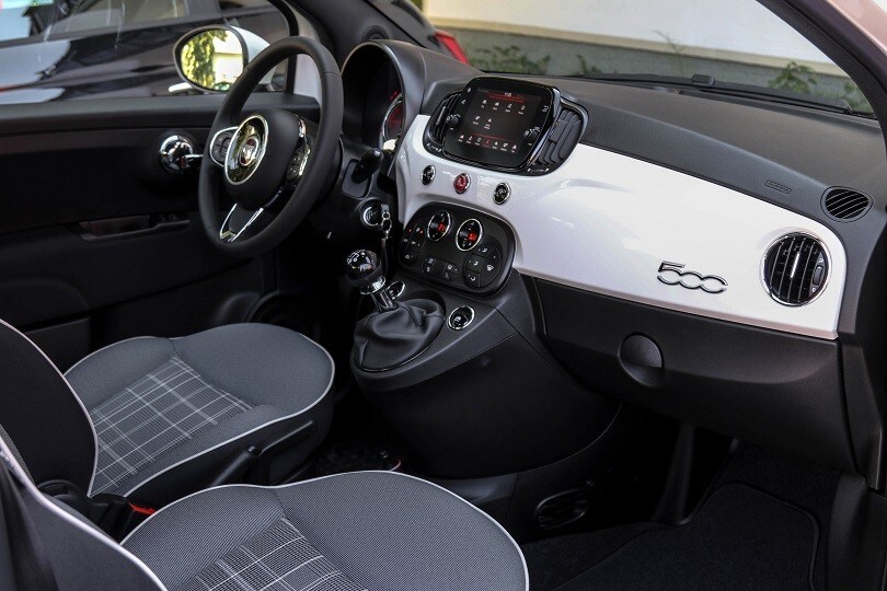 L'importanza di igienizzare l'abitacolo dell'auto ai tempi del Covid