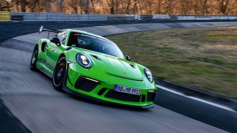 Porsche 911 GT3 RS vola al Nurburgring con il tuning Mantey Racing