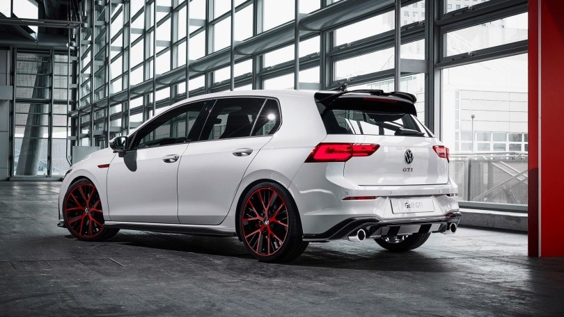 Volkswagen Golf 8 GTI: aerodinamica a prova di vento con la cura Oettinger