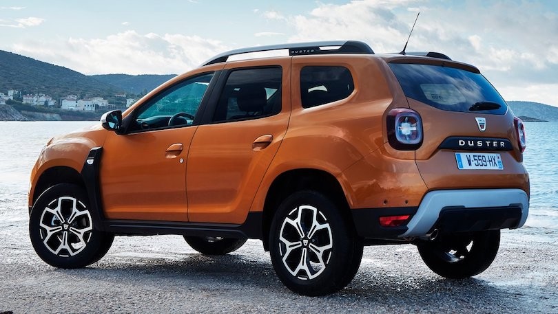 Dacia Duster 2021, restyling in arrivo con nuovi fari