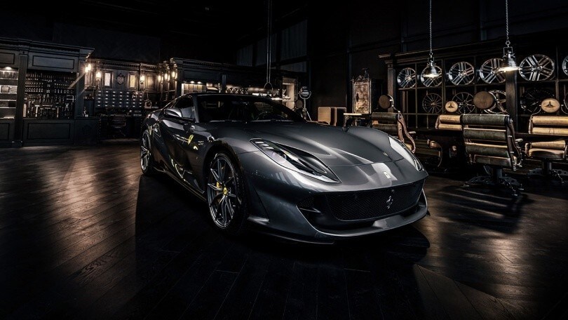 Ferrari 812 Superfast by Carlex Design: il tuner polacco "spolvera" gli interni